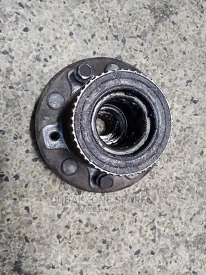 Front Wheel Hub Prado Land Cruiser Vx,79.