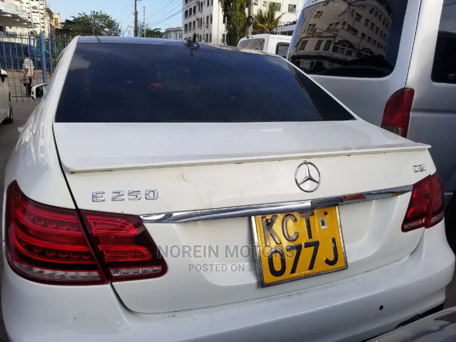Mercedes-Benz E250 2013 White