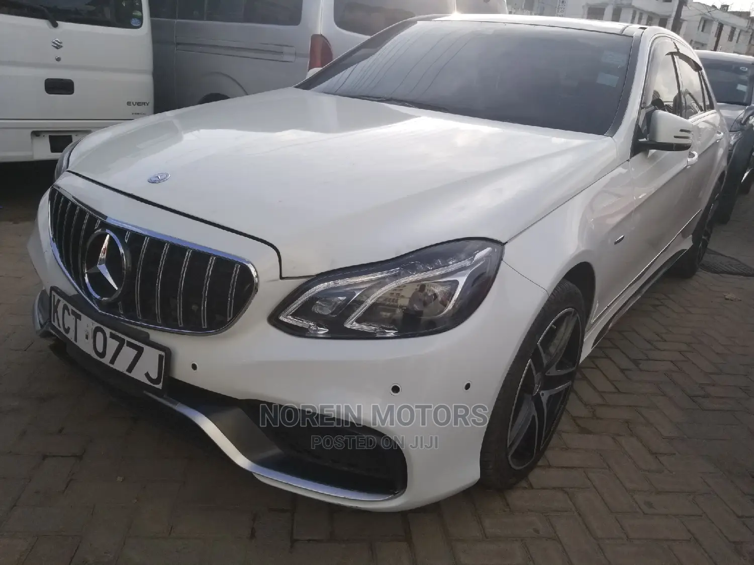 Mercedes-Benz E250 2013 White
