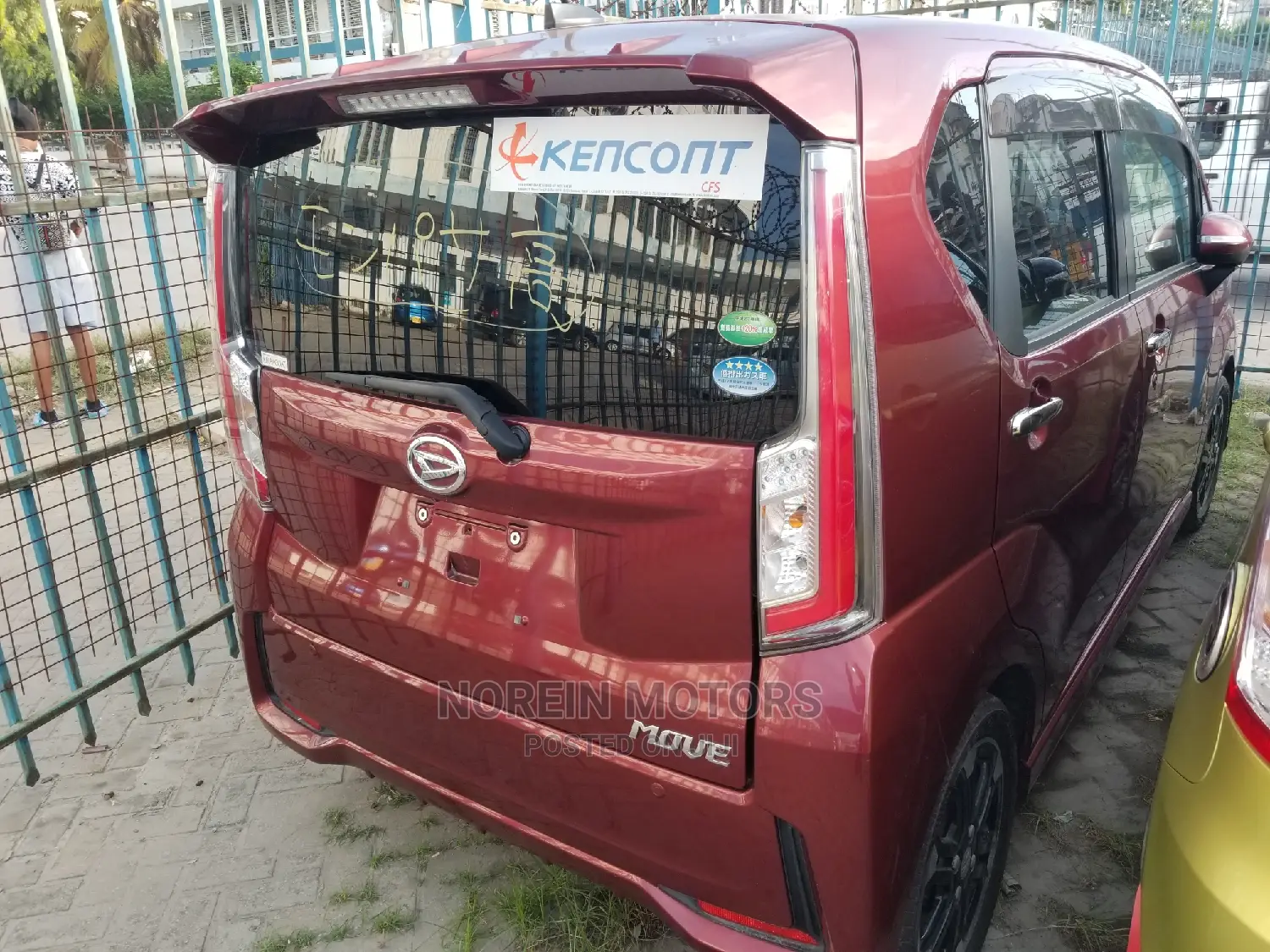 Daihatsu Move 2015 Red