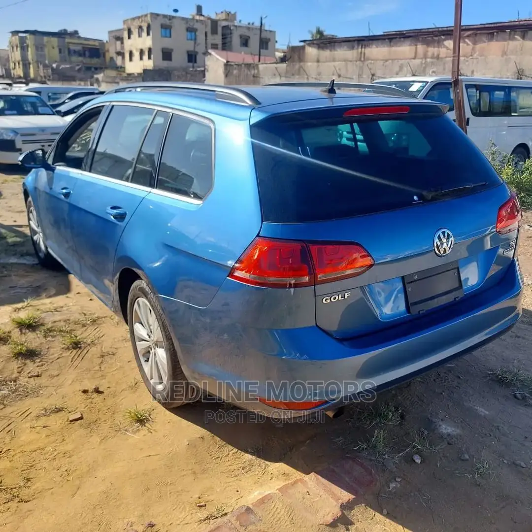 Volkswagen Golf TSI SEL 4-Door FWD 2016 Blue