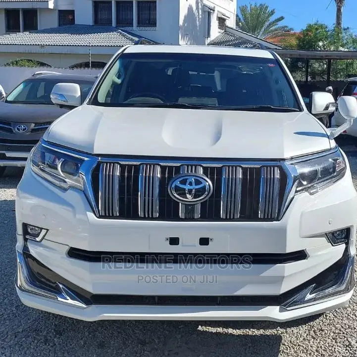 Toyota Land Cruiser Prado 2016 White