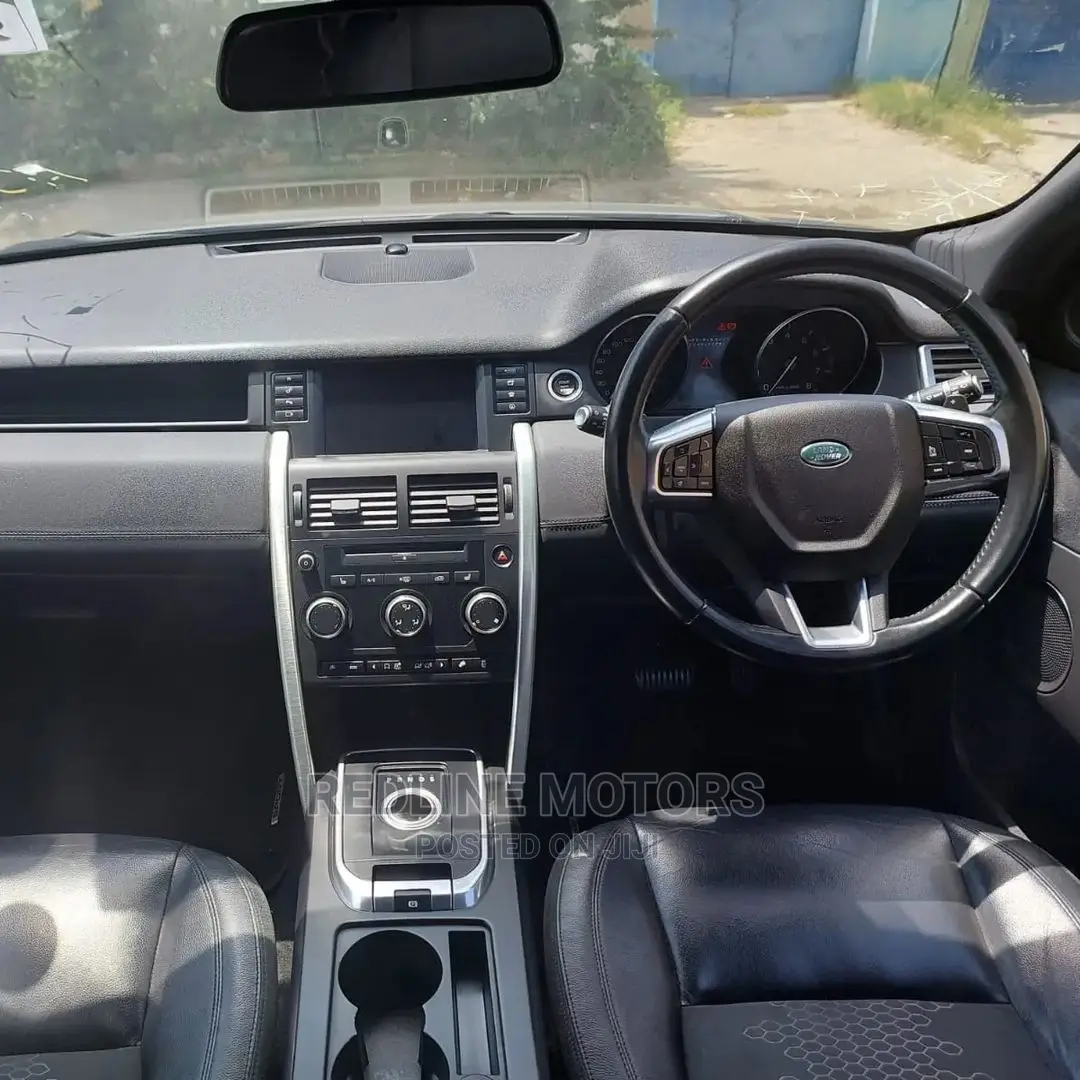 Land Rover Discovery 2016 Gray