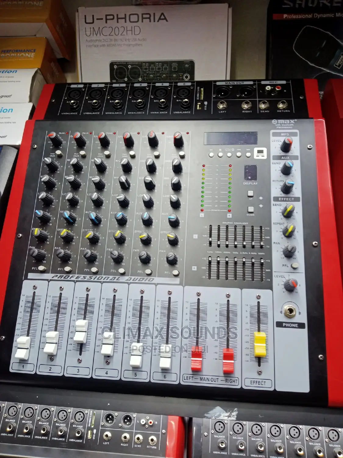 Powered Mixer 6 Channels Omax