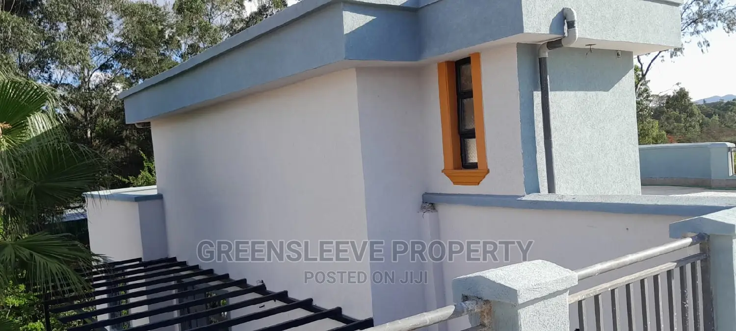 5bdrm Villa in Karen Hub for Rent