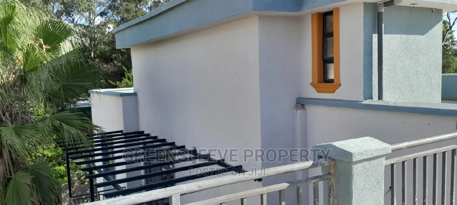5bdrm Villa in Karen Hub for Rent