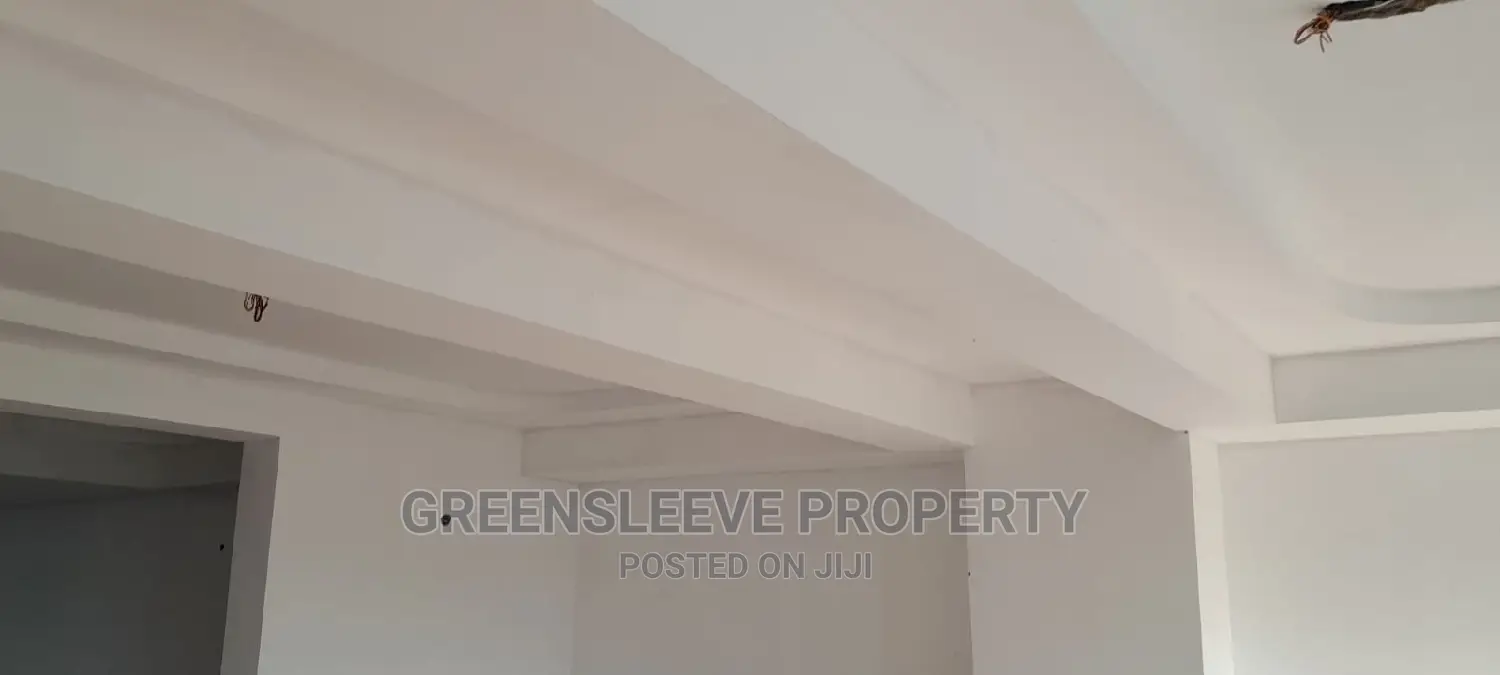 5bdrm Villa in Karen Hub for Rent
