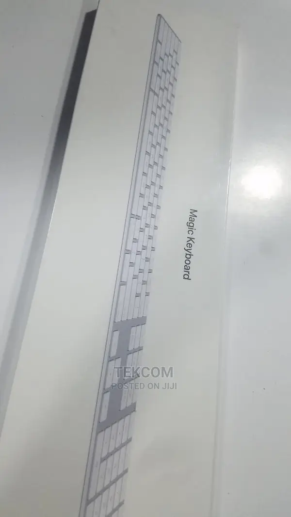 Magic Keyboard -