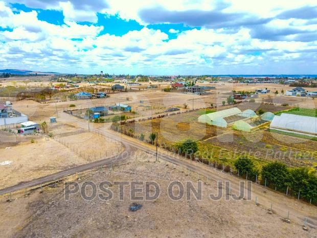 Joska Royals 500 Meters From Tarmac. ^CN - thumbnail 2