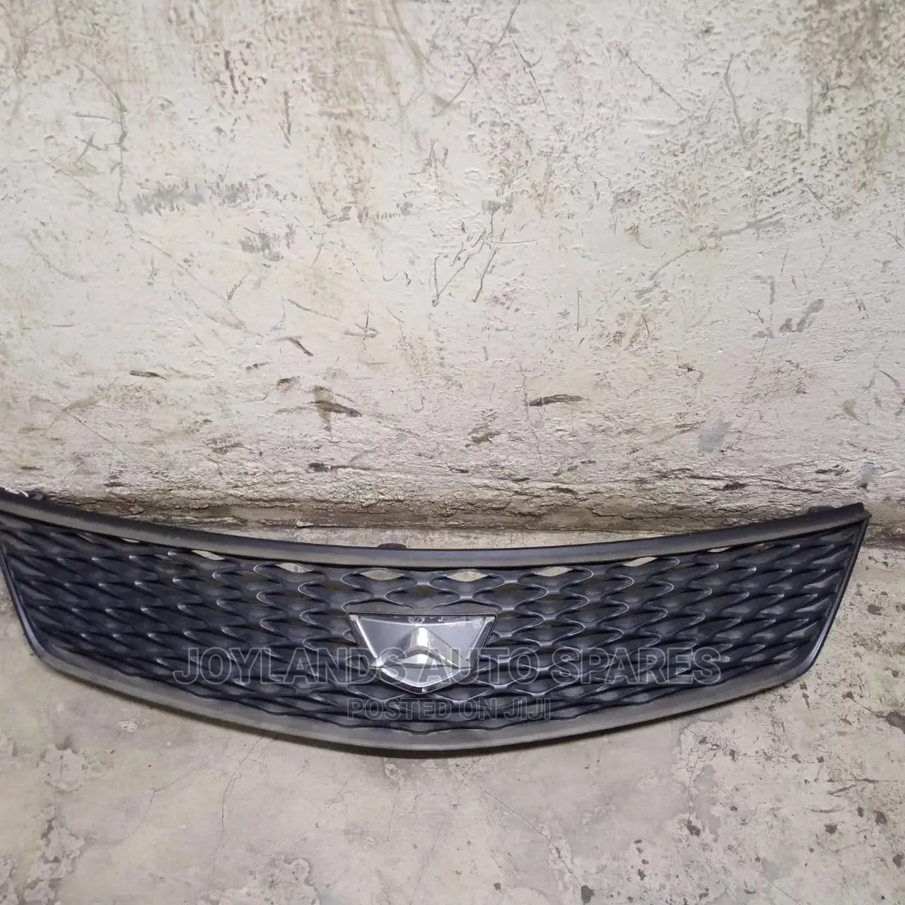 Grille Allion 260