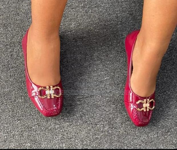 Executive Ladies Closed Shoes - main view