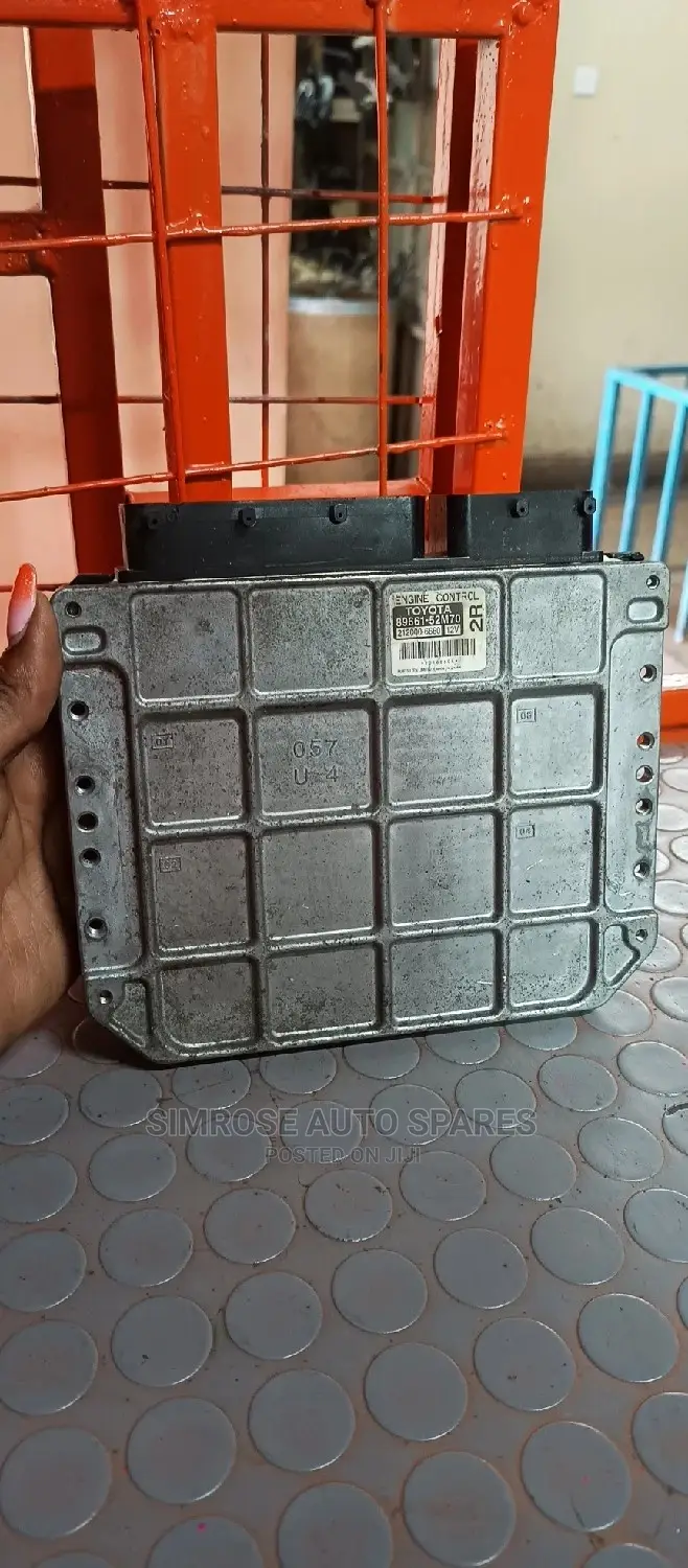 Toyota Vitz Control Box 2009.