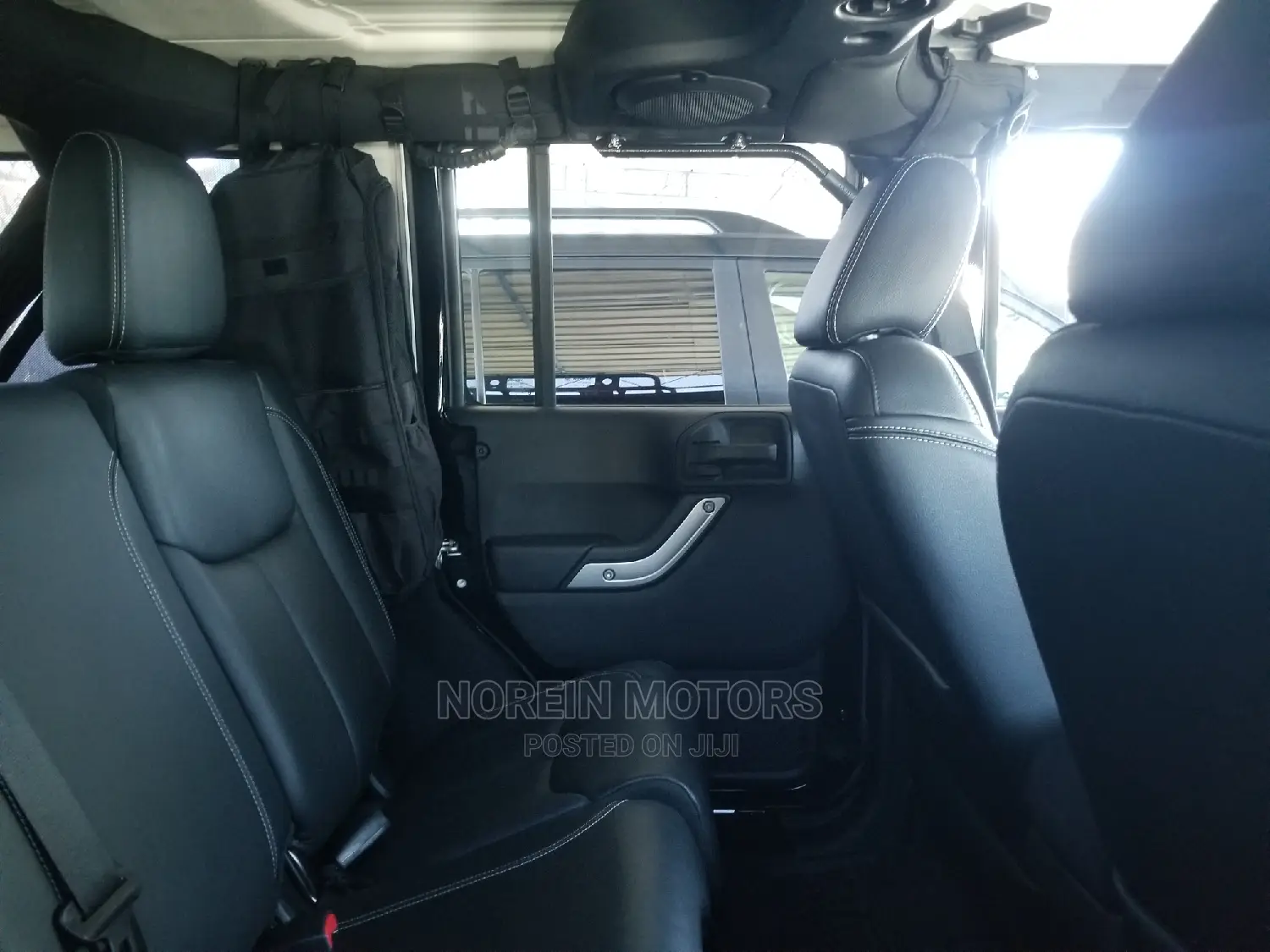 Jeep Wrangler Sahara 4x4 2016 Black