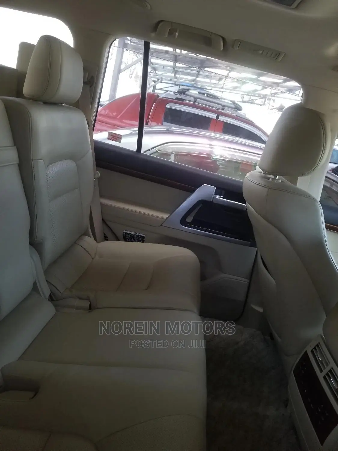 Toyota Land Cruiser 4.6 V8 ZX 2017 White