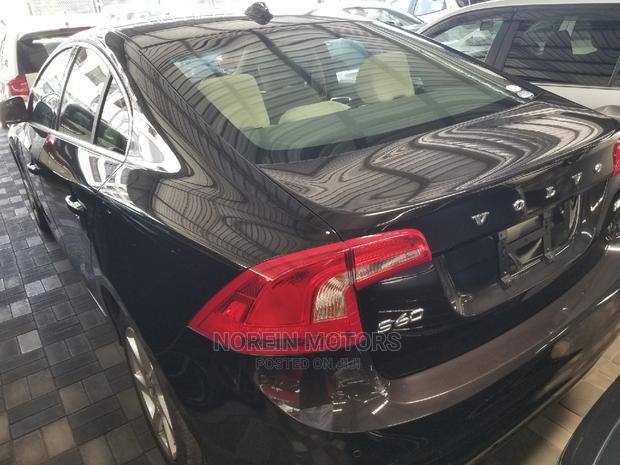 Volvo S60 T4 2015 Black - thumbnail 8