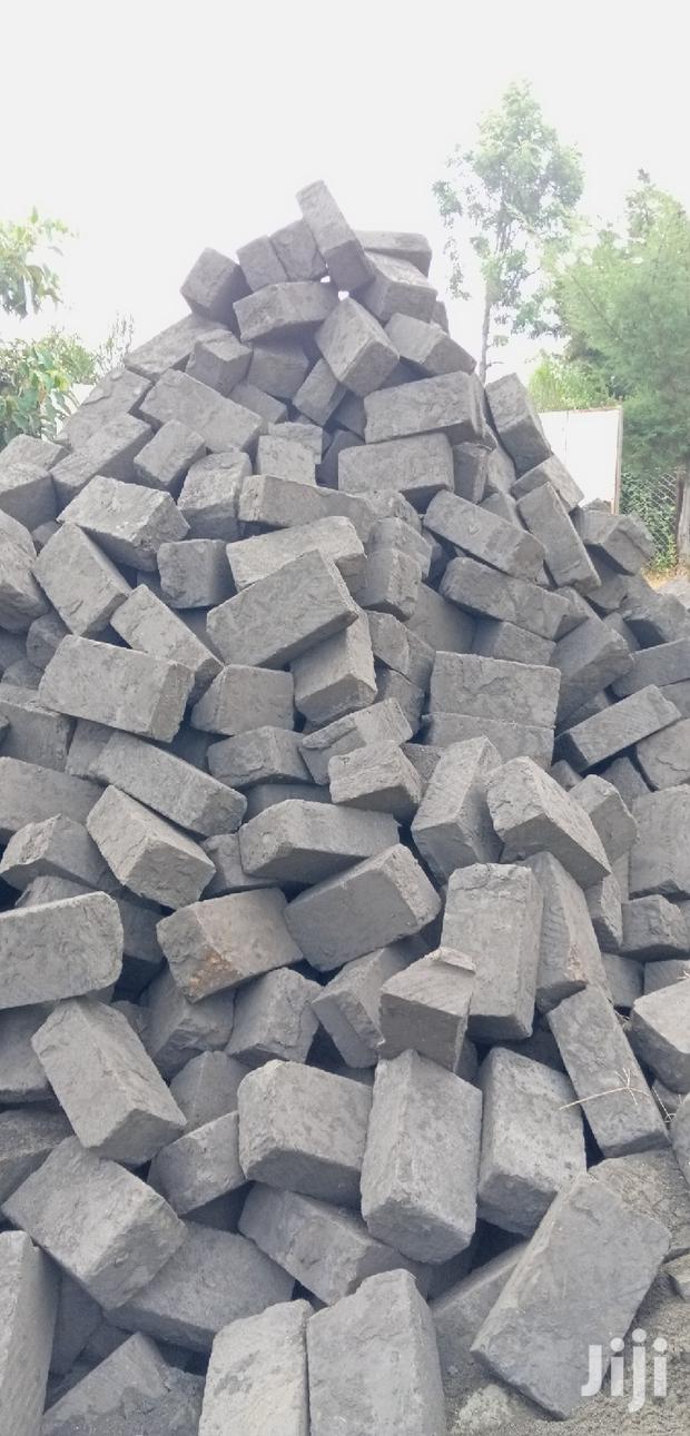 Machine Cut Stone - thumbnail 2
