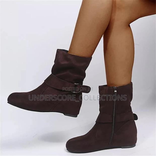 Ladies Classy Flat Ankle Boot Shoe - thumbnail 2