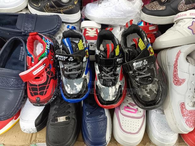 Boys Spiderman Lighting Shoes - thumbnail 2