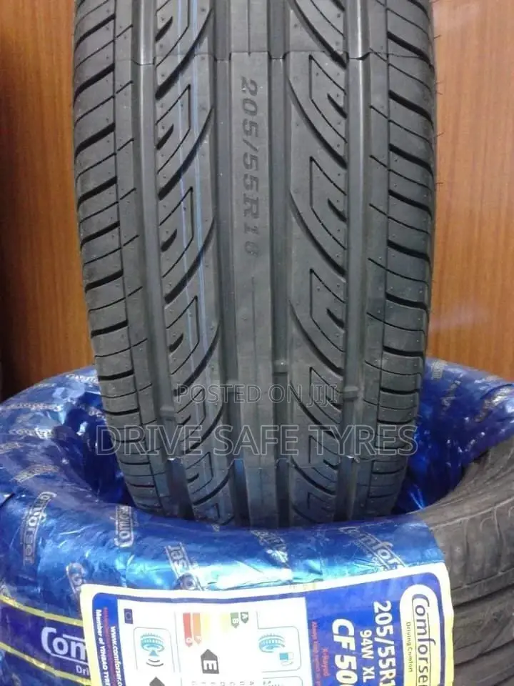 205/55 R16 Comfoser Tyre ( China)