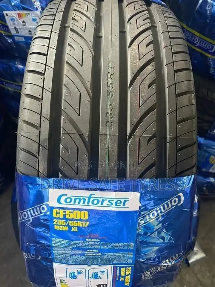 235/55 R17 Comfoser Tyre 103w( China)