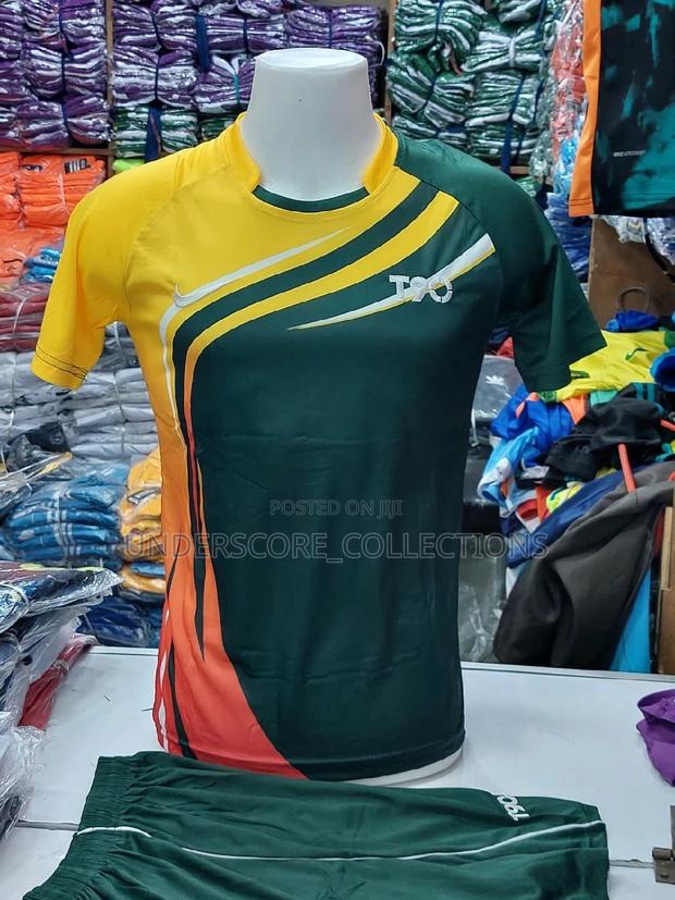 Executive Company Team Building Tracksuits - thumbnail 4