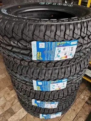 265/65 R17 Comfoser Tyre Cf 1000 (China)