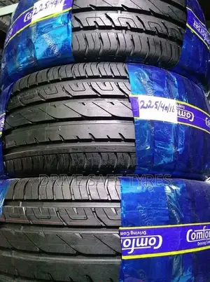 225/40 R18 Comfoser Tyre