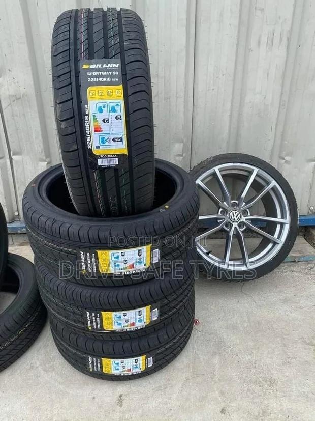 225/40 R18 Sailwin Tyre