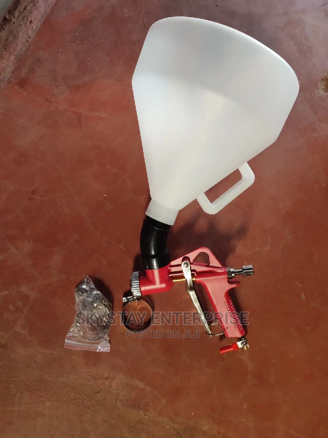 Hopper Spray Gun With Ceiling Spray Adaptor