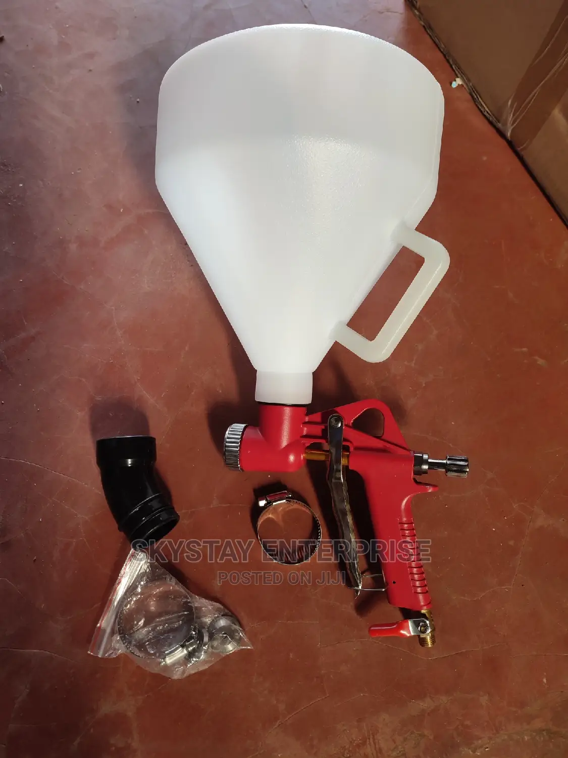 Hopper Spray Gun With Ceiling Spray Adaptor