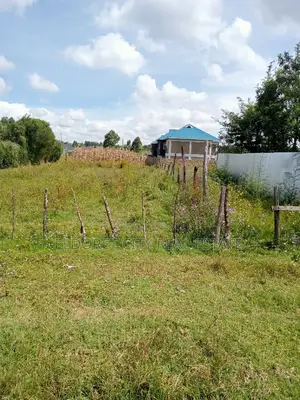 1/4 Plot With Title Near Kapsoya.