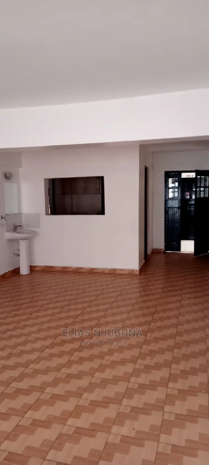 3bdrm Apartment in Safari Park Estate, Thome for rent