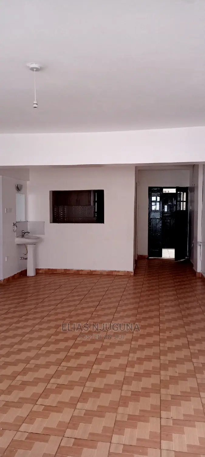 3bdrm Apartment in Safari Park Estate, Thome for rent