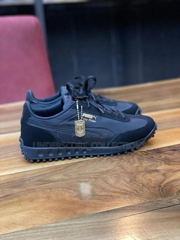 Executive Sneakers for Men - thumbnail 2