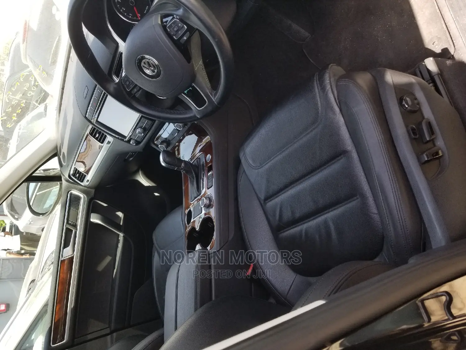 Volkswagen Touareg V6 Sport AWD 4MOTION 2015 Black
