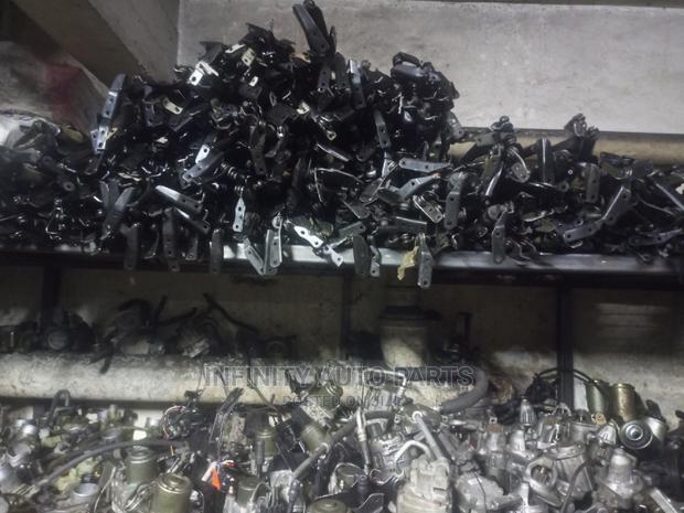 Boot and Bonnet Shocks - thumbnail 2