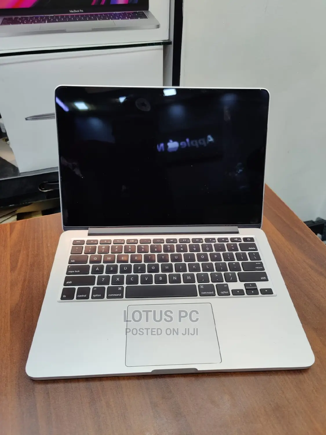 Laptop Apple MacBook Pro 2015 8GB Intel Core I5 SSD 256GB