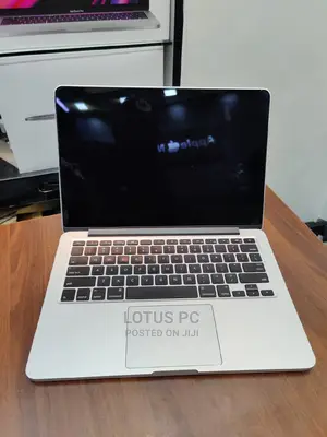 Laptop Apple MacBook Pro 2015 8GB Intel Core I5 SSD 256GB