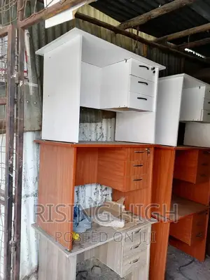 Strong Best Quality Office Desks