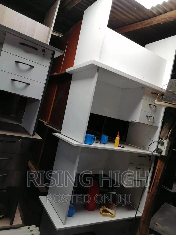 Unique Best Quality Office Desks