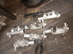 Brake Master Cylinder Nissan Vannette