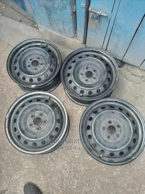 Steel Rims Sizes 15 Inch 5 Holes For Many Different Cars.