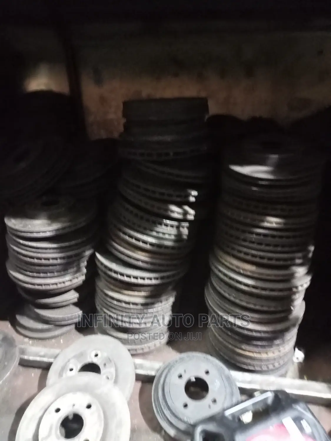 Blake Disc and Complete Hubs