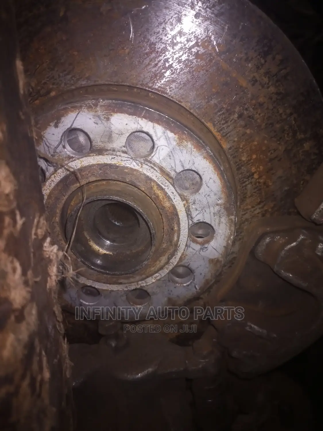 Volkswagen Golf Complete Hub