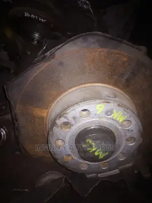 Volkswagen Golf Complete Hub