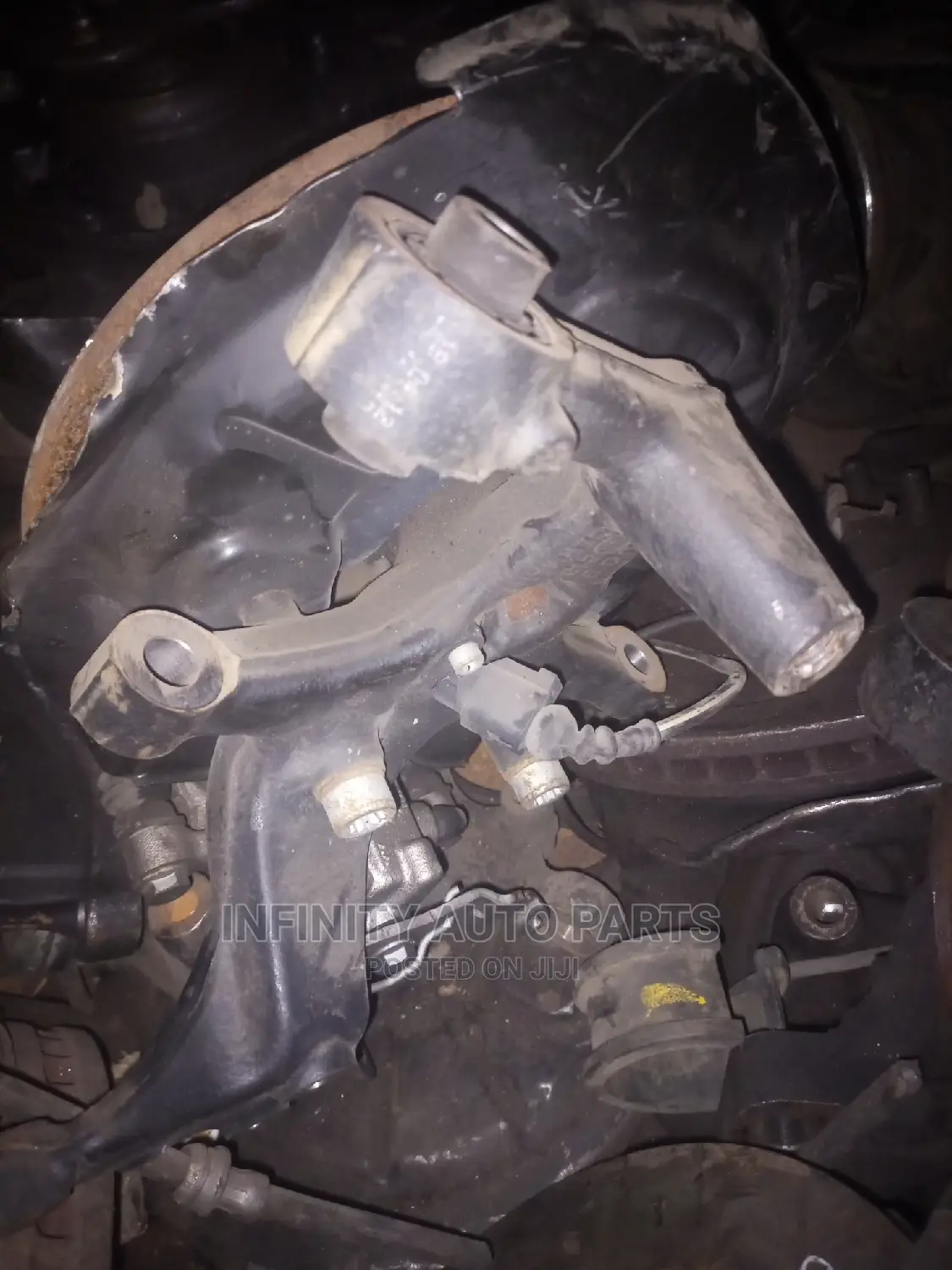 Volkswagen Golf Complete Hub