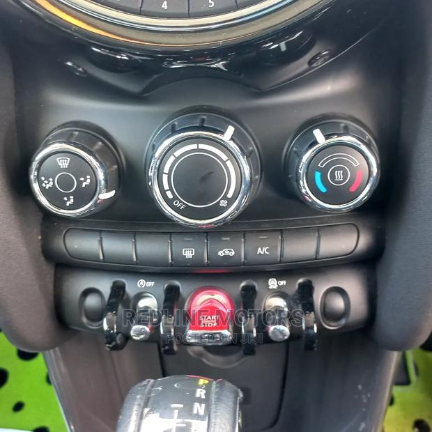Mini Cooper 2016 Green - thumbnail 3