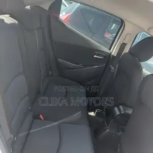 Mazda Demio 2016 Pearl