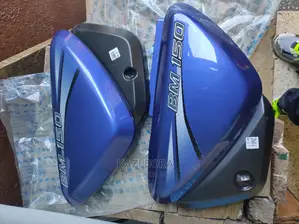 BM150 Side Cover's