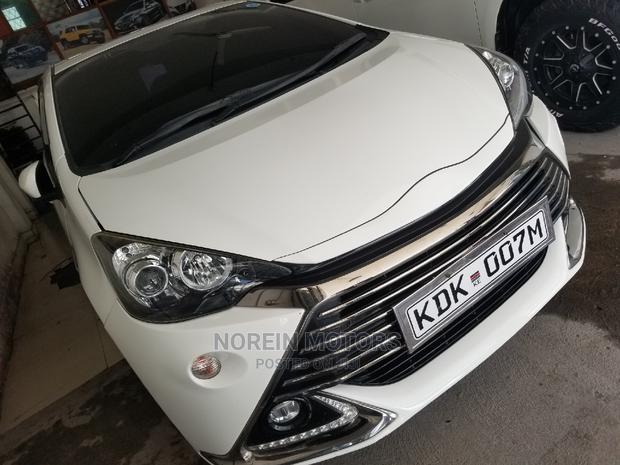 Toyota Aqua 2016 White - main view